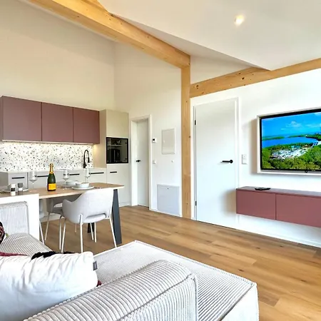 Appartamento I Balkon Mit Jacuzzi I Parkplatz *