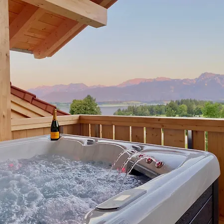 Appartamento I Balkon Mit Jacuzzi I Parkplatz *