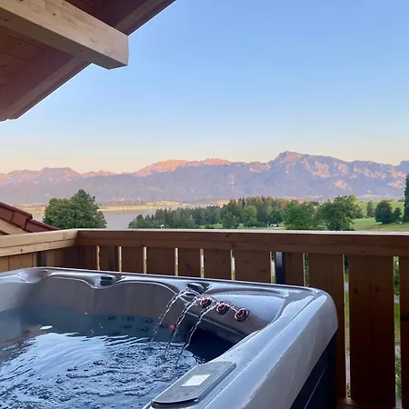 I Balkon Mit Jacuzzi I Parkplatz