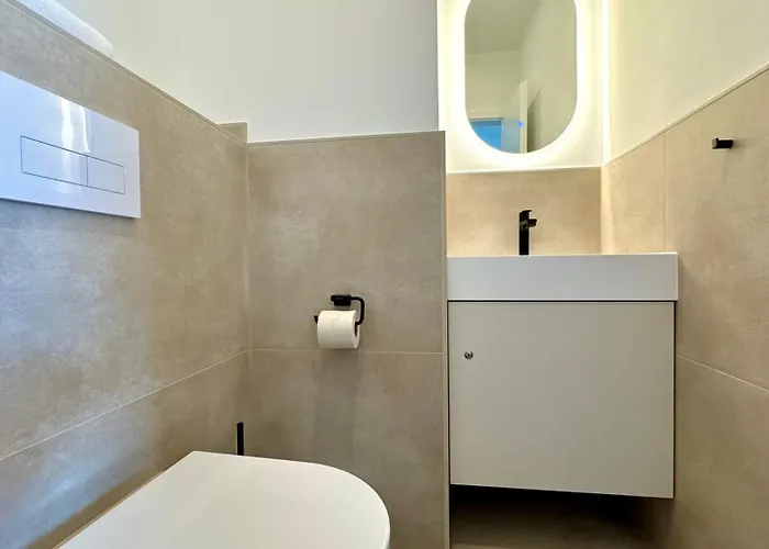 I Jacuzzi I Balkon I Parkplatz I Bio Hof I Tv *
