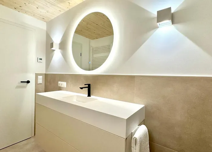 アパート I Jacuzzi I Balkon I Parkplatz I Bio Hof I Tv リーデン