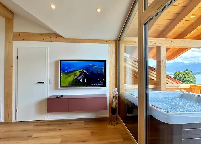 I Jacuzzi I Balkon I Parkplatz I Bio Hof I Tv リーデン
