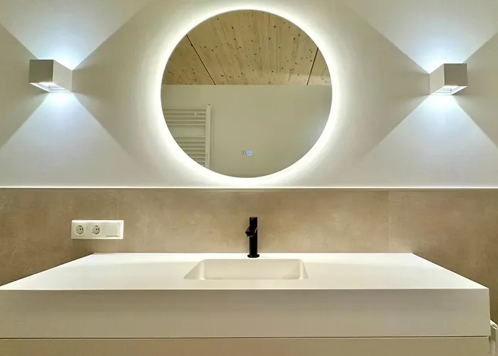 アパート I Jacuzzi I Balkon I Parkplatz I Bio Hof I Tv