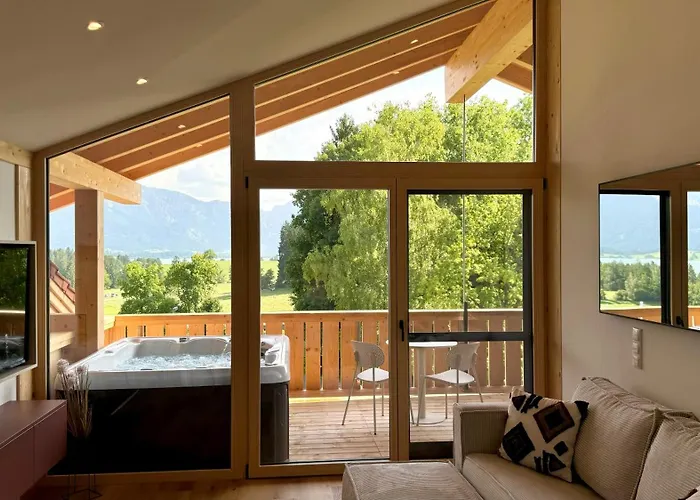 I Jacuzzi I Balkon I Parkplatz I Bio Hof I Tv * リーデン