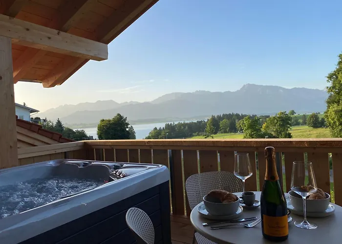 アパート I Jacuzzi I Balkon I Parkplatz I Bio Hof I Tv リーデン